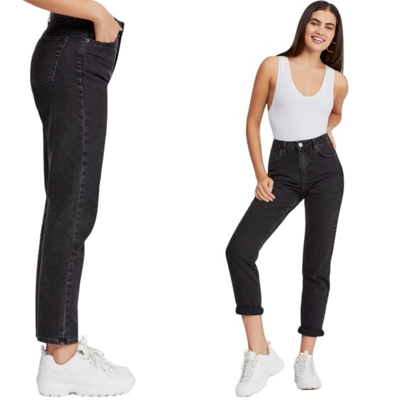 UO BDG Boyfriend Slim Fit Cropped Rolled Hem High Rise Denim Mom Jeans Black 26 - Picture 2 of 10